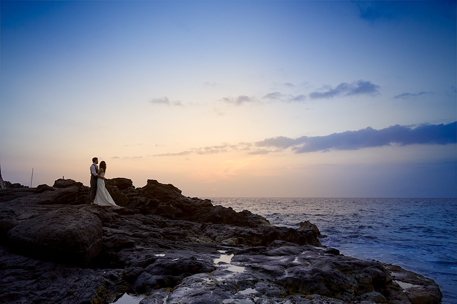 Wedding Portrait in Kailua-Kona Hawaii of Andrew York and Terry Lee by Seattle Portrait, Wedding, and Engagement Photographer John Vicory from John Shoots Weddings